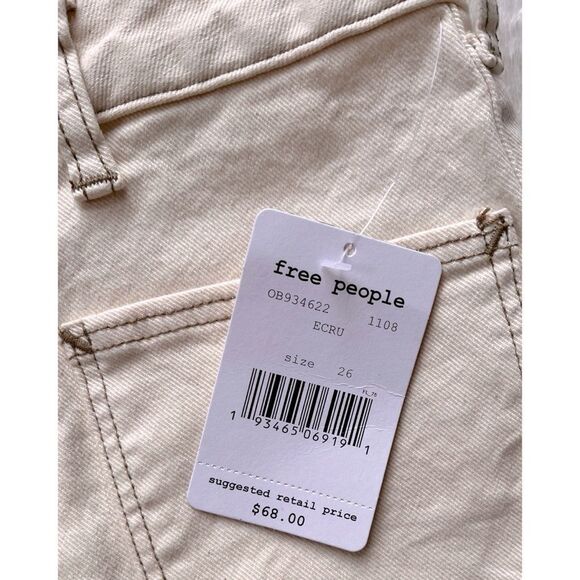 NWT Free People x We The Free Bridgette Button Fly Denim Shorts in Ecru, Size 24 - Picture 13 of 15